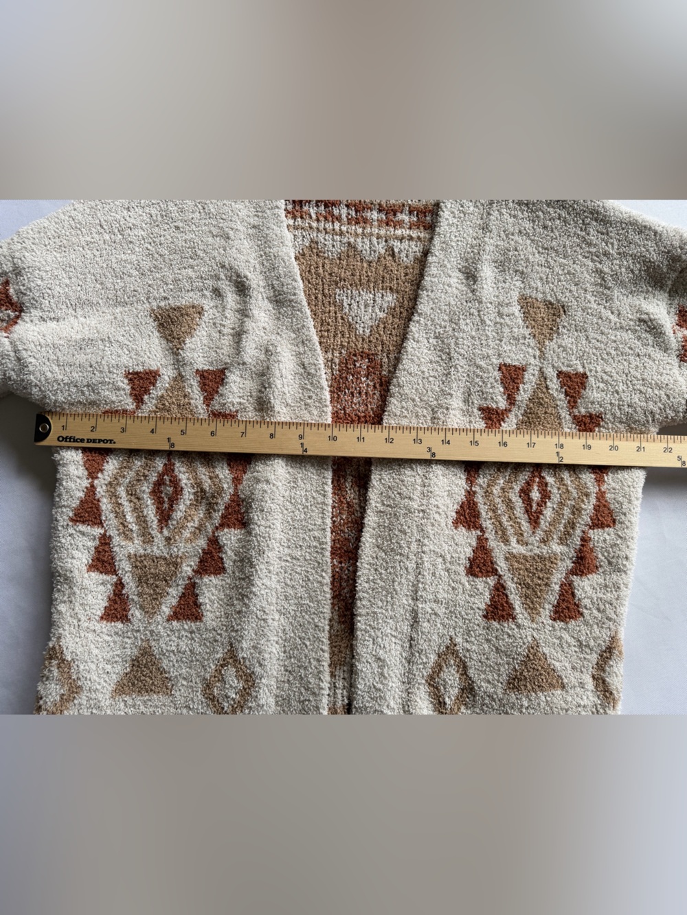 New In Cozy Neutral Aztec Patterned Open-Front Women's Sweater Cardigan. Size M - Picture 8 of 10